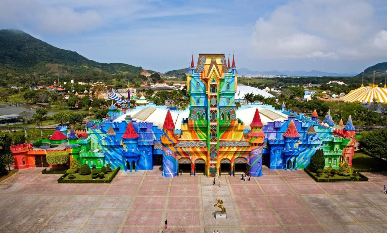 150M Da Praia Em Um Fantastico Edificio Em Balneario Picarras Apartment Exterior photo